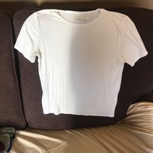 White tee shirt